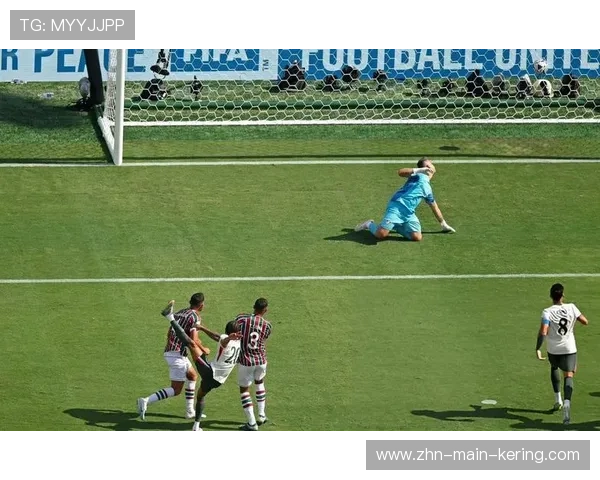 切尔西詹姆斯：攻防两端的压制艺术